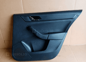Boczek tapicerka prawy tył tylna prawa Skoda Rapid 5JH867024C 1