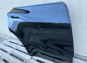 Drzwi tyl tylne prawe tesla model y 2020- bardzo ladne oryginalne 3