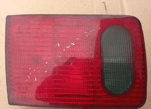 Audi A8 D2 lampa tył tylna lewa 4D0 1