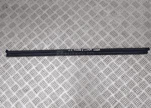 Listwa zgarniająca prawy przód vw tiguan 5N0837479 1