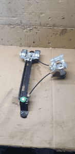 Mechanizm podnośnik szyby prawy tył Seat Leon II 1P0839462 4