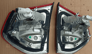 Citroen C4 I Picasso lampa tyl prawa  lewa w klape 3