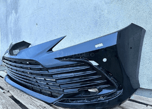 Zderzak przod przedni toyota camry viii 8 lift fl 2021-  kratka caly 2