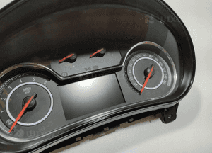 LICZNIK INSIGNIA A LIFT 23464928 EUROPA 2013-2017 3