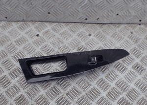 PANEL PRZEŁĄCZNIK SZYBY PRAWY TYŁ MONDEO MK5 DS73-14A567-B DOSTĘPNE 2 SZTUKI 1