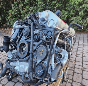 Porsche cayenne turbo s 4.8V8 M4851 M48/51 silnik kompletny 2