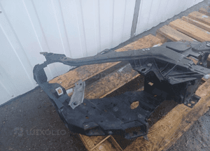 Volvo V40 2 ii 12- XC40 pas przedni wzmocnienie czołowe okular 31416490AA 2