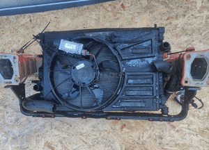 Ford Focus mk3 2.0tdci OE 8v61-8c608-r KOMPLET CHŁODNIC WENTYLATOR BELKA 4