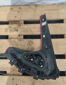 Lampa prawa lewa tył tylna volvo V40 ii 2 31395478 31395479 8