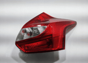 Lampa prawa tył tylna ford focus MK3 iii BM51-13404-A hatchback 2010-2014 2