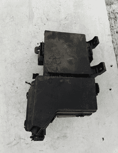 QASHQAI J10 LIFT 1.6DCI 09-13 ROK OBUDOWA SKRZYNKA BEZPIECZNIKÓW 24383BB50A 2