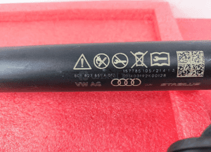 Audi Q5 II SIŁOWNIK ELEKTRYCZNY KLAPY BAGAŻNIKA Lewy 80F827851A 2