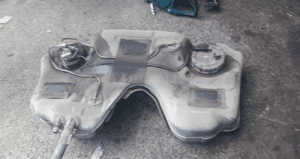 Mazda 6 2.3 16V 02-07 4x4 Zbiornik bak Paliwa 2
