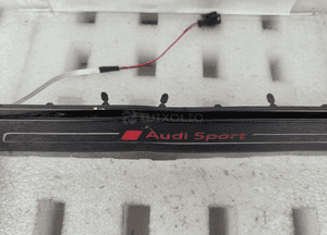 Audi e-tron gt listwa progowa 4J3947415 4