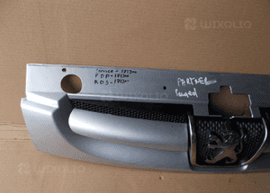 Atrapa grill peugeot partner i lift srebrny 3