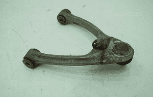 WAHACZ PRZOD PRAWY GORNY MASERATI 3200GT 98 5