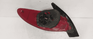 Lampa tyl tylna prawa peugeot 206 lift 2