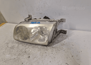 Przod przednia lampa lewa hyundai trajet 2