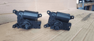 Silniczek klap nagrzewnicy VW Touareg 52411483 7L0907511AB 7L0907511AE 4
