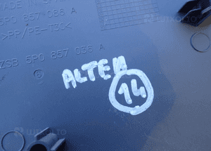 Altea lift 14R oslona deski prawa 5P0857086A radom 2