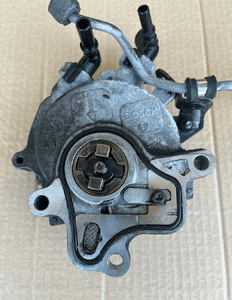 Pompa wakum Land Rover Discovery 3 III / Range Rover Sport 2,7 TDV6