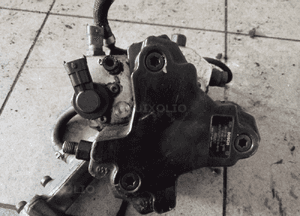 pompa wtryskowa volvo xc 90 2,4 d 5 0445010111