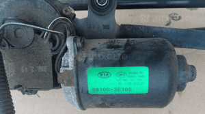 Kia Sorento I mechanizm silniczek wycieraczek przod przednich 98100-3E100 3E000 5
