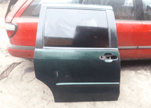 Mazda MPV 99-06  Drzwi prawe Lewe tylne w kolor 18J tył w kolor 18G 22V 2