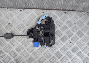 ZAMEK PRAWY TYŁ 7 PIN GOLF V PLUS RADOM 3