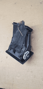 Kratka nawiewu powietrza prawa Mercedes W245 1698300154 4