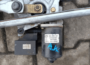 Mercedes W168 A mechanizm silniczek wycieraczek przód A1688200242 4