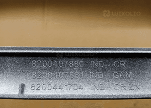 Listwa dekor konsoli Renault Clio III Lift 8200407880 5