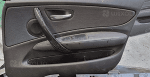 Bmw 1 E87 boczek tapicerka drzwi prawy przód dekor 1