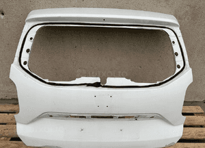 Klapa bagaznika tyl tylna dacia duster ii 2 2017- bardzo ladna 1