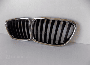 BMW X1 E84 Komplet Nerki / Grill zderzaka - 3720 2