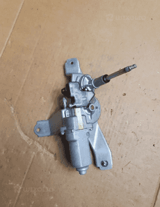 Silniczek wycieraczki tył Mazda 2 DE 2008 4