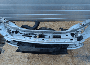 Volvo s40 II v50 c30 diesel PAS PRZEDNI KOMPLETNY WZMOCNIENIE 2