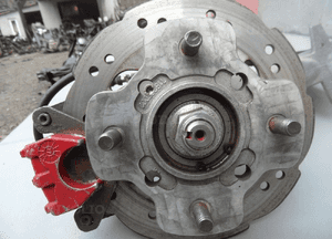 WAHACZ PRAWY TYŁ PIASTA ZWROTNICA TYLNA MICROCAR 2017 ABS 2