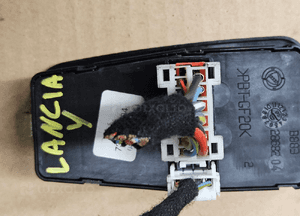 Lancia Ypsilon 2 II panel sterowania szyb 3