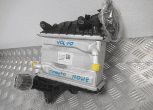Chłodnica intercooler volvo 8641466 4