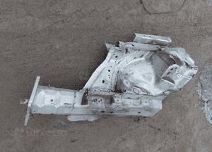 Volvo XC60 podłużnica ćwiartka prawa przód 08-13 1