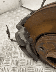 ZWROTNICA PIASTA LEWY PRZOD RENAULT TRAFIC III 3 2