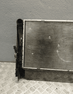 Bmw E90 chłodnica wody klimatyzacji 8509081 9229021 10