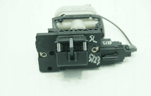 Zamek klapy tylnej A2307500185 dociag mercedes sl R230 2