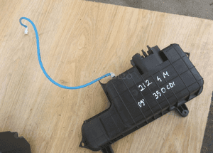 MERCEDES E 212 pompa zamka centralnego c 204