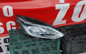 fiesta VIII MK8 lampa prawa H1 BB 13W029CE nr 50149 WYSYŁKA 2