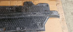 Osłona podwozia płyta lewa VW FOX 6Q0825201F 3