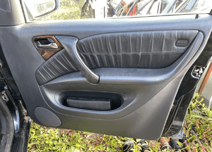 Mercedes ML 163 lift 400cdi maska zderzak drzwi klapa zamek xenon om628 25