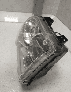 Chrysler 300C reflektor lampa przód przednia prawa xenon przetwornica 3