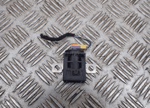 BEZPIECZNIK PIROTECHNICZNY AUDI A6 C6 4F0915519 RADOM 1
